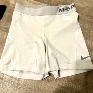 White Nike pros